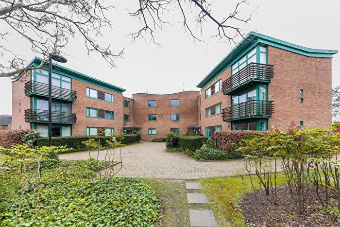 2 Bedroom Apartment To Rent In Five Mile Drive, Oxford, OX2
