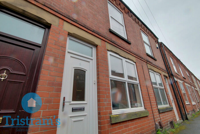 3 Bedroom Terraced House To Rent In Melrose Street, Nottingham, NG5