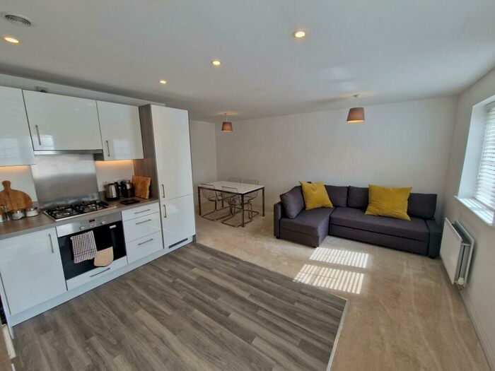 2 Bedroom Apartment To Rent In Drovers Close, Balsall Common, Coventry, CV7