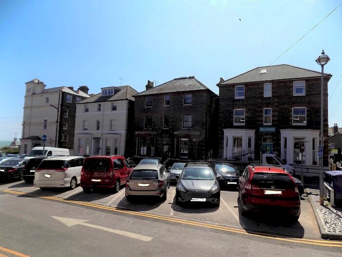 1 Bedroom Flat To Rent In Chandos Square, Broadstairs, CT10