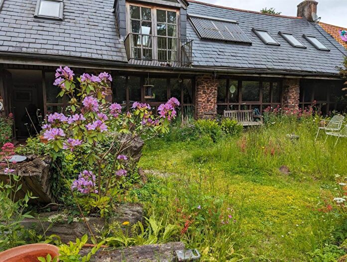 3 Bedroom Cottage To Rent In Bickleigh, Tiverton, EX16