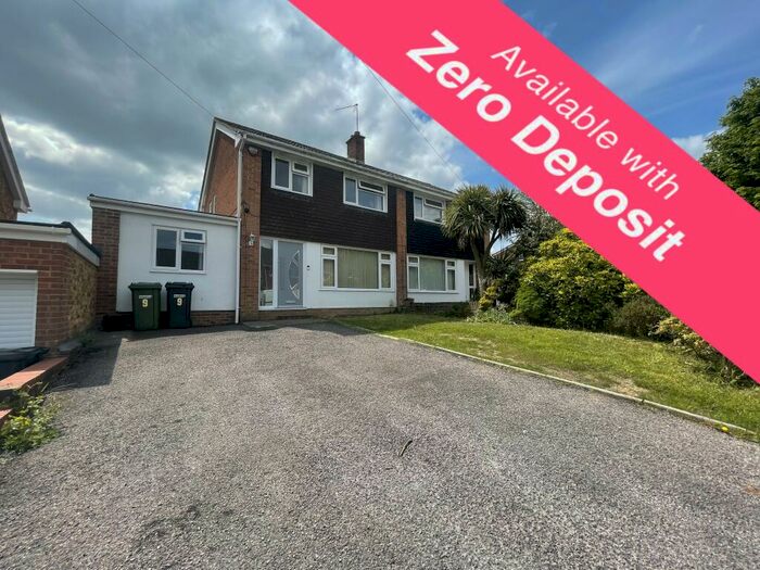 4 Bedroom House To Rent In Beresford Close, Chandler's Ford, Eastleigh, SO53