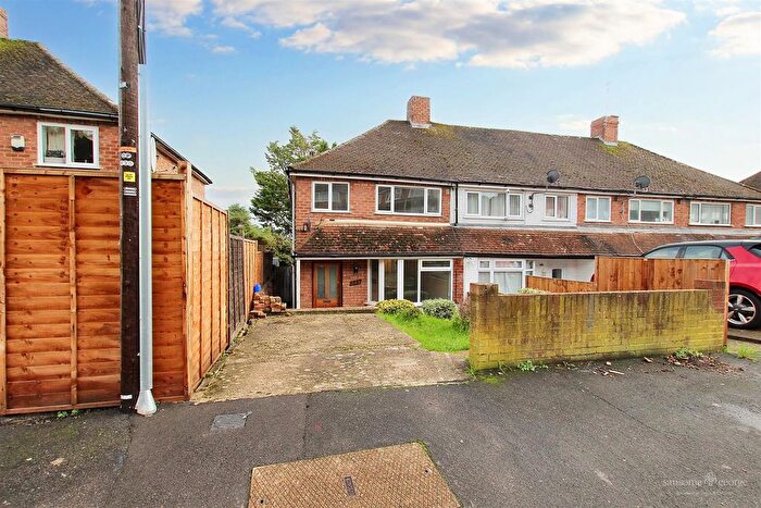 3 Bedroom Semi Detached House To Rent In Thirlmere Avenue, Tilehurst, Reading, RG30