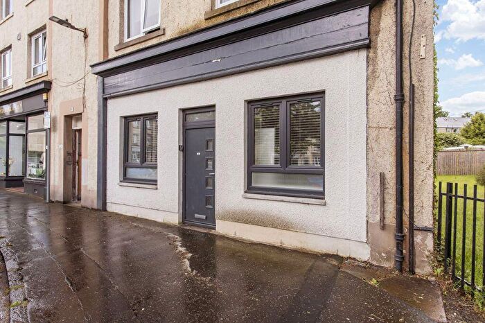 2 Bedroom Flat For Sale In Hutchison Place, Slateford, Edinburgh, EH14