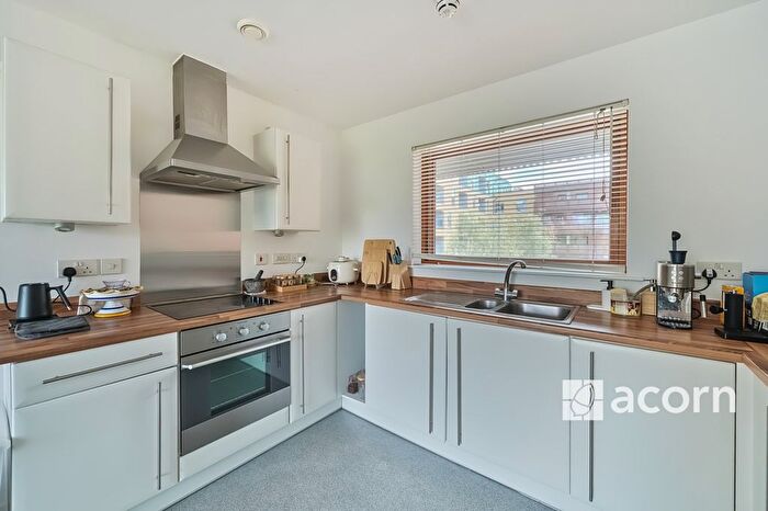 1 Bedroom Flat To Rent In Enid Street, London, SE16