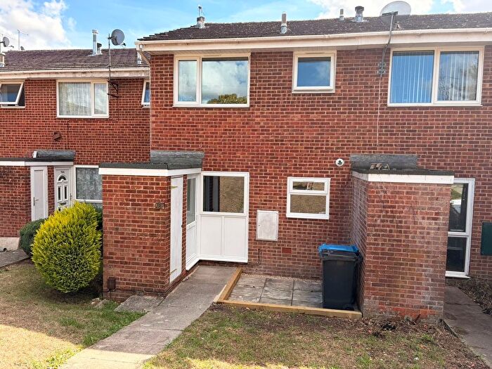 1 Bedroom Flat To Rent In King John Avenue, Bearwood, Bournemouth, BH11