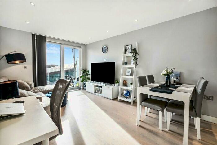 1 Bedroom Apartment To Rent In Parkside St Peters, Plough Road, London, SW11