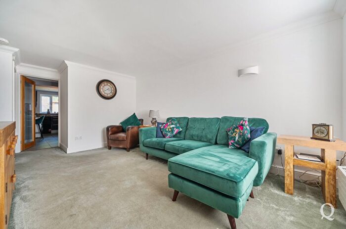 3 Bedroom Semi-detached House For Sale In Puttney Drive, Church Milton, Sittingbourne, Kent, ME10