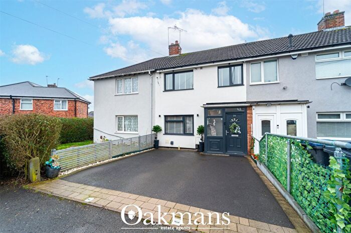 3 Bedroom Detached House For Sale In Tynedale Road, Birmingham, West Midlands, B11