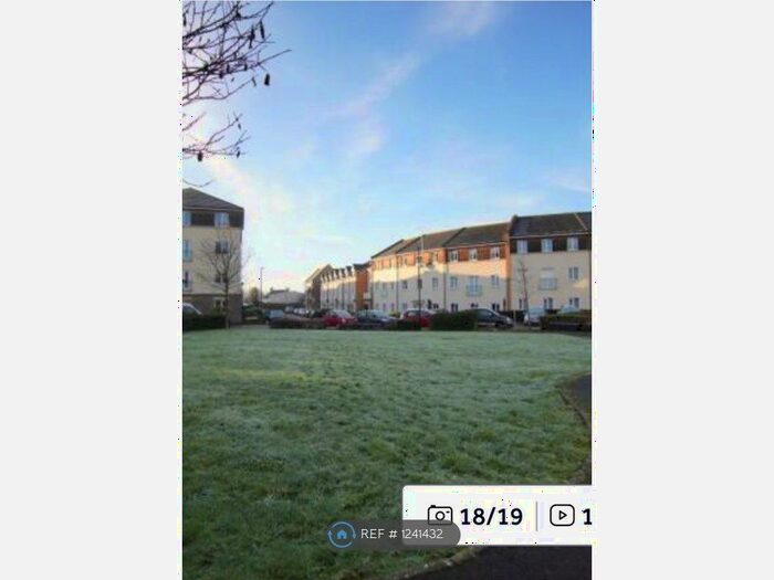 4 Bedroom Terraced House To Rent In Inkerman Close, Bristol, BS7