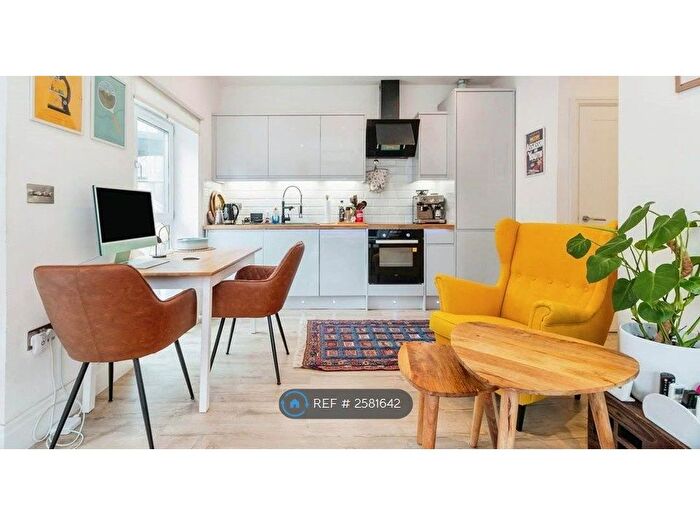 1 Bedroom Flat To Rent In Queens Quarters, Mitcham, CR4