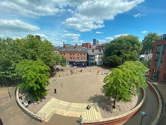 2 Bedroom Apartment To Rent In New Walk, Leicester, LE1