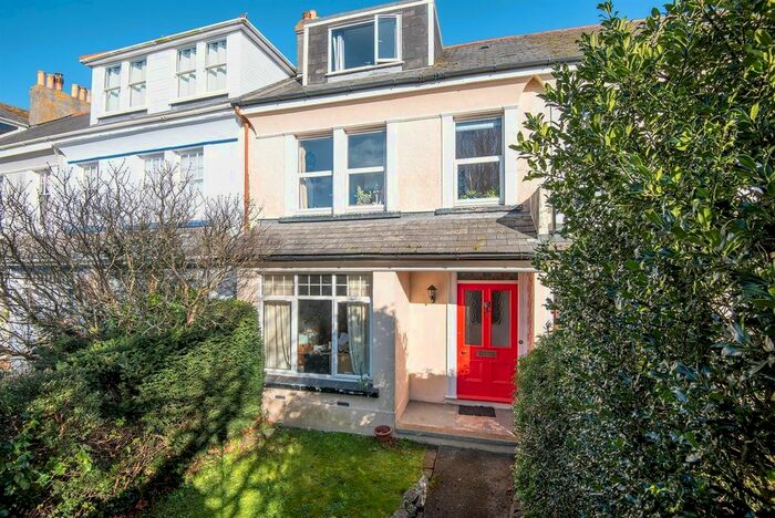 5 Bedroom Property To Rent In Western Terrace, Falmouth, TR11