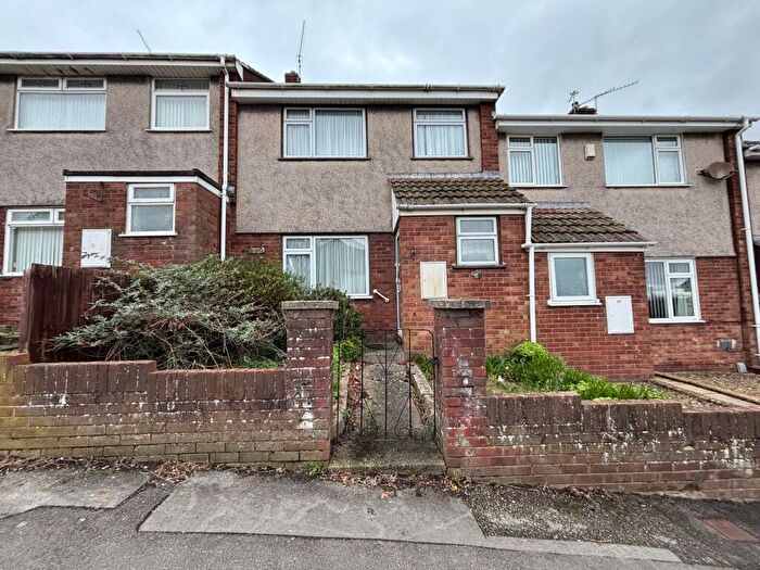 3 Bedroom Terraced House For Sale In Holton Road, Barry, CF63