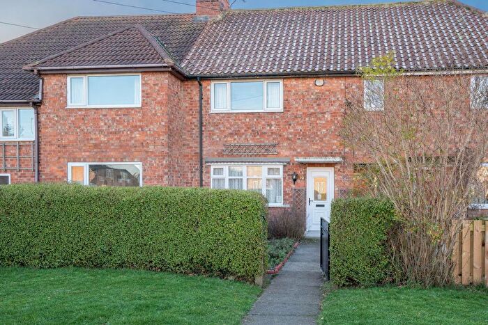 2 Bedroom Town House For Sale In Brecksfield, Skelton, York, YO30