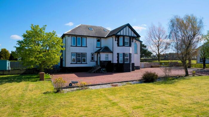 5 Bedroom Flat For Sale In Arderyth House, Condorrat Road, Airdrie, ML6