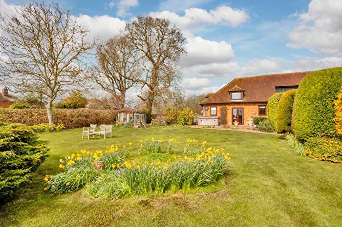 4 Bedroom Semi-Detached House For Sale In Thornden Court, Rolvenden Layne, Kent, TN17