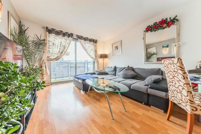 1 Bedroom Flat To Rent In Colorado Building, Deals Gateway, London, SE13