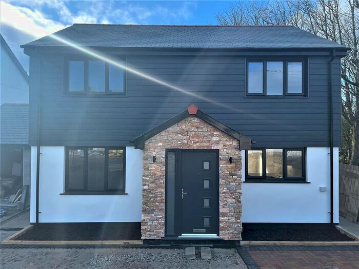 3 Bedroom Detached House To Rent In Garth Rosen, Wheal Rose, TR16