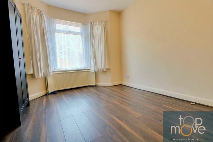 Property To Rent In Bensham Lane, Thornton Heath, CR7