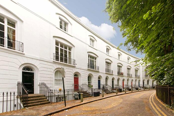 3 Bedroom Flat To Rent In Essex Road, Islington, N1