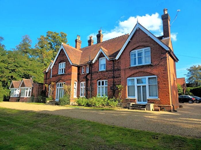 3 Bedroom Property For Sale In Englemere Wood, London Road, Ascot, Berkshire, SL5