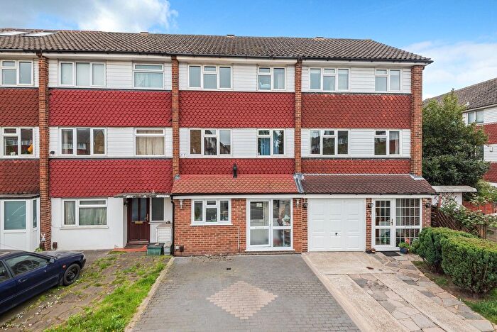 4 Bedroom Terraced House For Sale In Alanthus Close, Lee, SE12