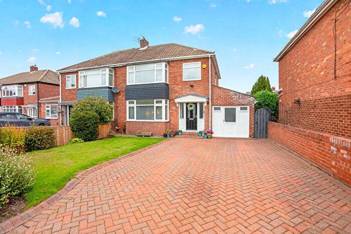 3 Bedroom Semi Detached House For Sale In Chapel House Drive, Chapel House, NE5