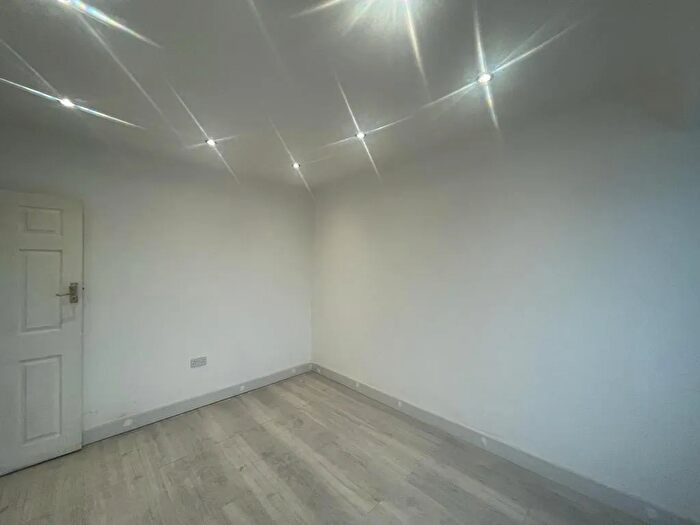 4 Bedroom Terraced House To Rent In Tintern Way, Harrow, HA2