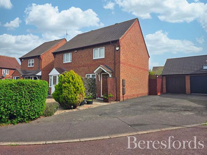 2 Bedroom Semi Detached House For Sale In Cane Hill, Harold Wood, RM3