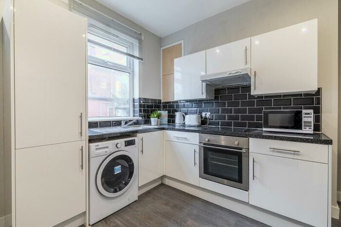 4 Bedroom Terraced House To Rent In Kings Avenue, Hyde Park, Leeds, LS6