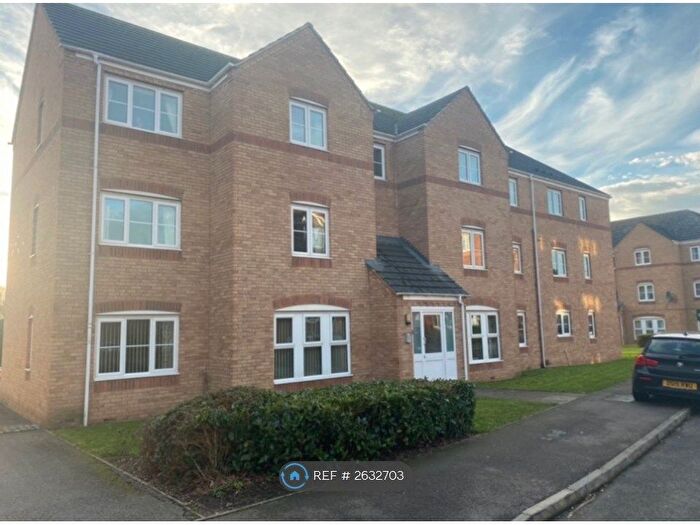 2 Bedroom Flat To Rent In Gardeners End, Rugby, CV22