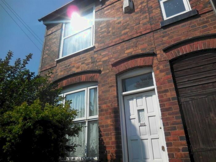 3 Bedroom Terraced House To Rent In Willenhall Road, Wolverhampton WV1