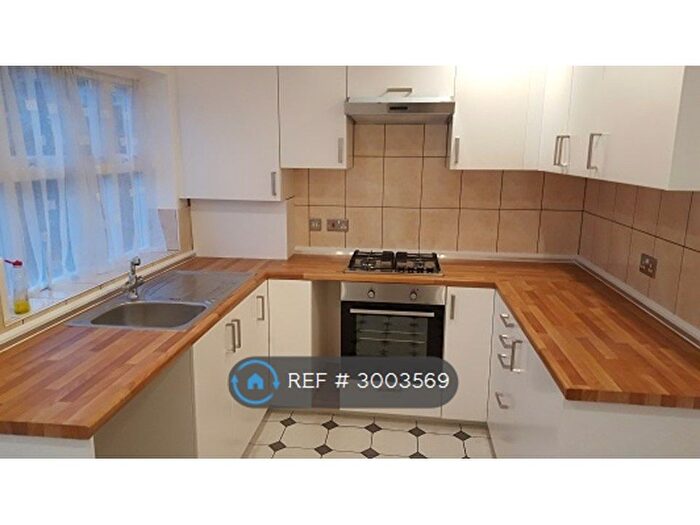 2 Bedroom Terraced House To Rent In Cranberry Lane, London, E16