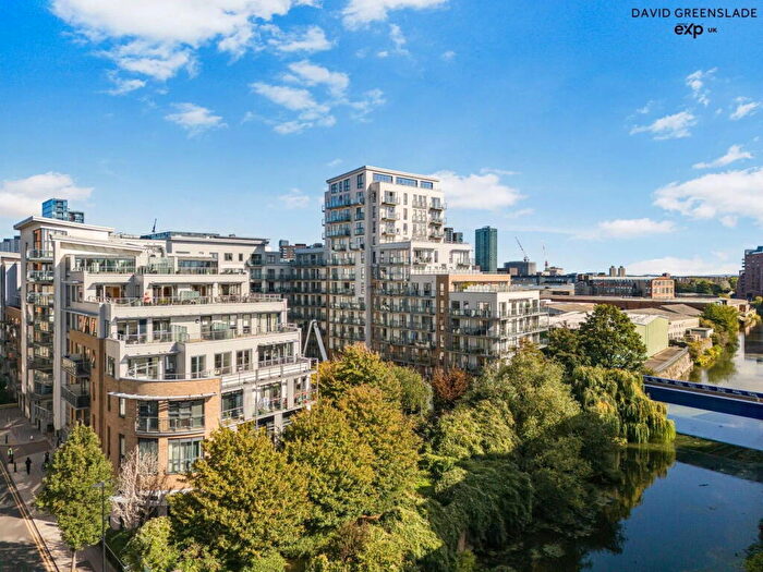 2 Bedroom Apartment For Sale In Sargasso Court, Caspian Wharf, E3