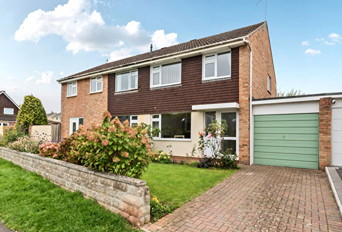 3 Bedroom Semi-Detached House For Sale In Millfield, Midsomer Norton, Radstock, Somerset, BA3