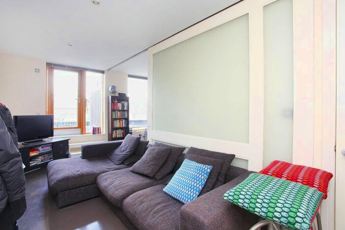 1 Bedroom Flat To Rent In The Timberyard, Hoxton, London, N1
