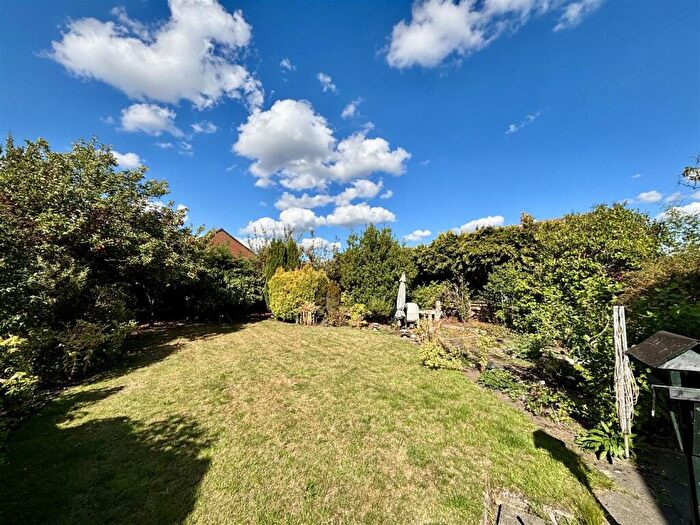 3 Bedroom Detached House For Sale In Wantage Road, Carrville, Durham, DH1