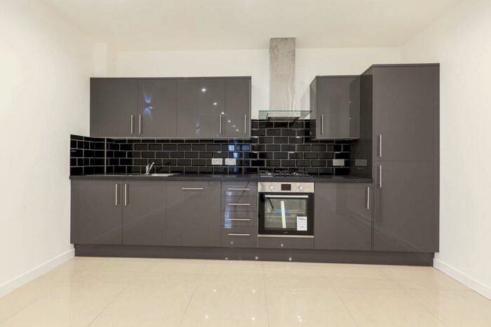 1 Bedroom Flat To Rent In Old Street, Shoreditch, London, EC1V