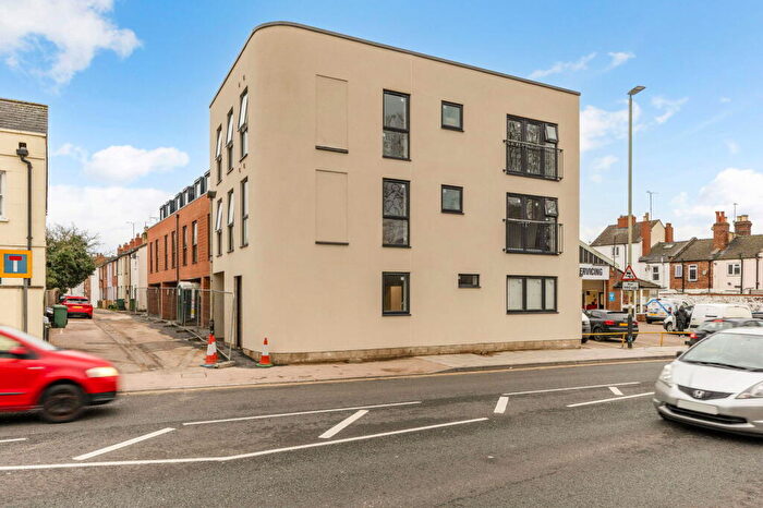 1 Bedroom Apartment For Sale In Ground Floor Apartment, Beckingsale Court, Normal Terrace, Cheltenham, GL5