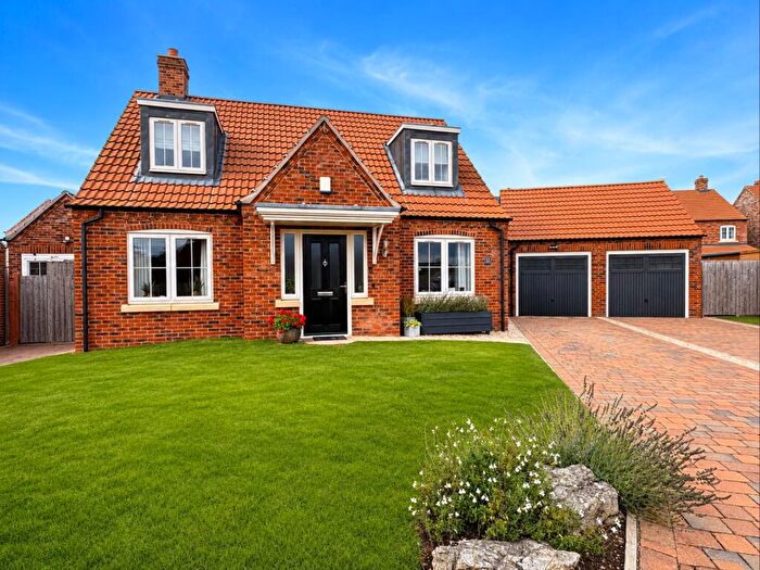 3 Bedroom Detached House For Sale In Rowan Avenue, Saxilby, LN1