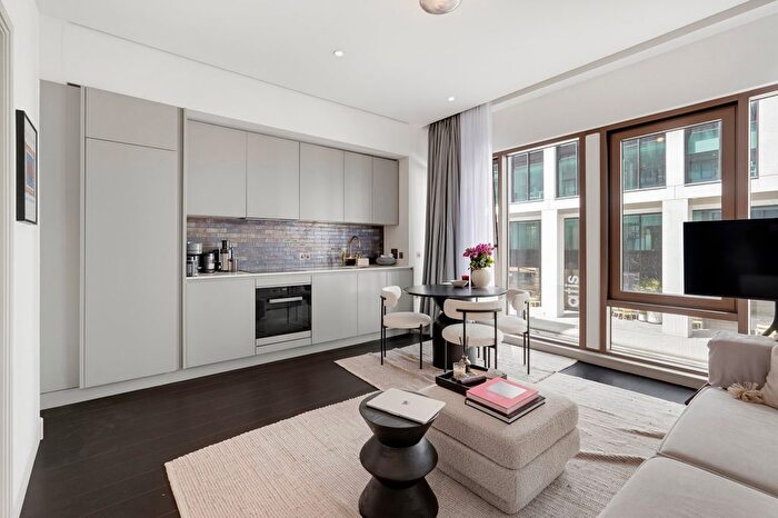 1 Bedroom Flat For Sale In Victoria Street, Strutton Ground, SW1H