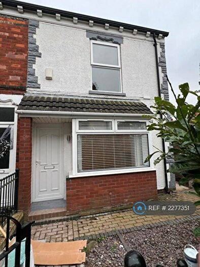 2 Bedroom End Of Terrace House To Rent In Carisbrook, Hull, HU3