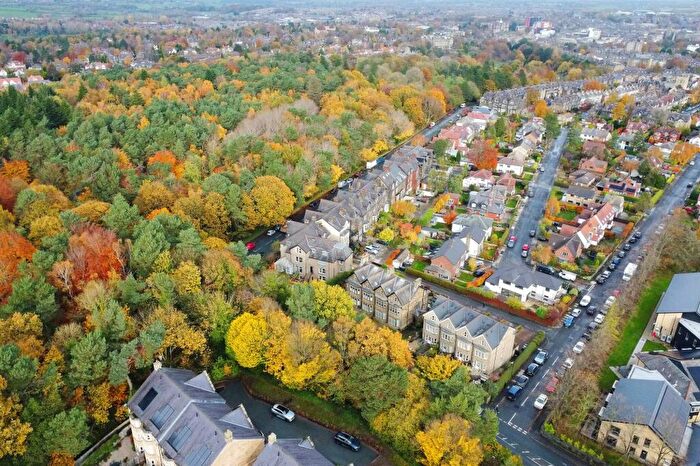 4 Bedroom House For Sale In Harlow Moor Road, Harrogate, HG2