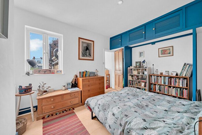 3 Bedroom Terraced House For Sale In Rye Road, Peckham, SE15