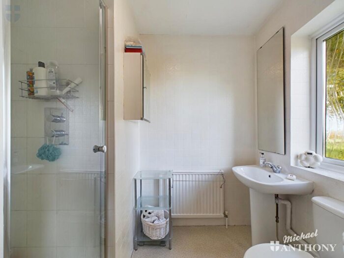 4 Bedroom Detached House For Sale In The Pightle, HP22