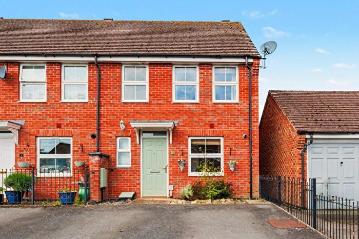 2 Bedroom End Of Terrace House For Sale In The Sheldons, Shipston-On-Stour, CV36