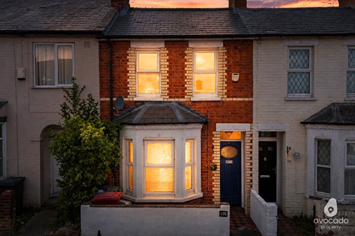 3 Bedroom Terraced House For Sale In Kensington Road, Reading, RG30