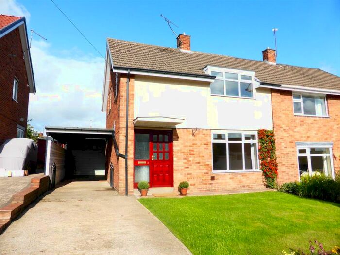 3 Bedroom Semi-Detached House To Rent In Barnes Hall Road, Burncross, Sheffield, S35