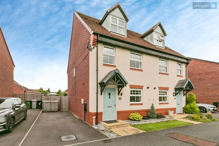 3 Bedroom Semi Detached House For Sale In Henhull Close, Henhull, Nantwich, Cheshire, CW5
